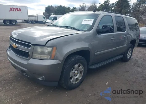 2008 Chevrolet Suburban 1500 Lt z USA, uszkodzony, nr VIN 1GNFK16328R163985